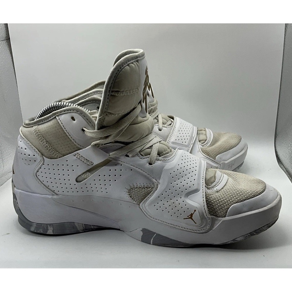 Jordan Zion 2 TB White Metallic Gold 2022 Men's Size 8.5 DQ7688-170 - Picture 9 of 10